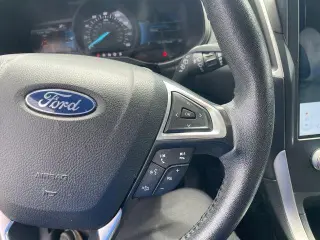 Ford Edge 2022 AWD SEL 4dr Crossover