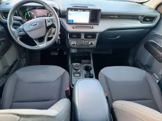 Ford Maverick 2024 XL 4dr SuperCrew 4.5 ft. SB