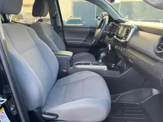 Toyota Tacoma 2019 4x2 TRD Off-Road 4dr Double Cab 5.0 ft SB