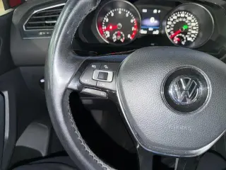 Volkswagen Tiguan 2018 2.0T SE 4dr SUV