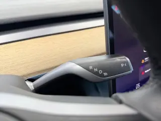 Tesla Model 3 2023 4dr Sedan