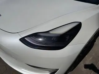 Tesla Model 3 2023 4dr Sedan