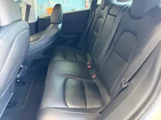 Tesla Model 3 2023 4dr Sedan