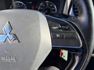 Mitsubishi Outlander 2016 AWD SE 4dr SUV