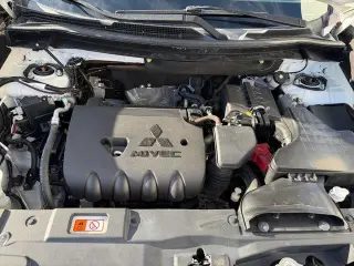 Mitsubishi Outlander 2016 AWD SE 4dr SUV