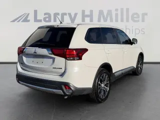 Mitsubishi Outlander 2016 AWD SE 4dr SUV
