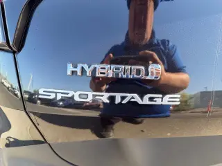 Kia Sportage Hybrid 2023 AWD LX 4dr SUV