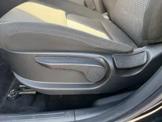 Kia Sportage Hybrid 2023 AWD LX 4dr SUV