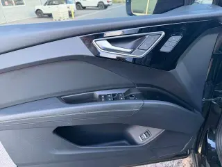 Audi Q4 e-tron 2022 AWD quattro Premium Plus 50 4dr SUV