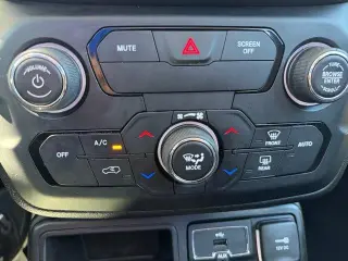 Jeep Renegade 2020 Latitude 4dr SUV