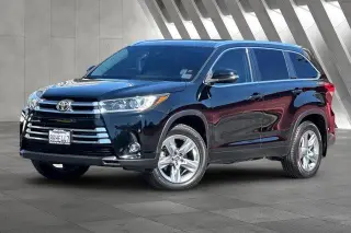 Toyota Highlander 2019 AWD Limited 4dr SUV