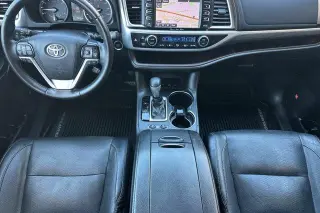 Toyota Highlander 2019 AWD Limited 4dr SUV