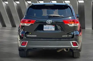 Toyota Highlander 2019 AWD Limited 4dr SUV