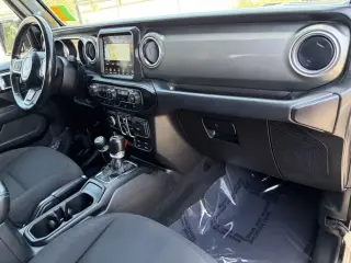 Jeep Wrangler 2023 4x4 Sahara 4dr SUV