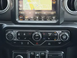 Jeep Wrangler 2023 4x4 Sahara 4dr SUV