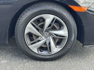 Honda Civic 2019 LX 4dr Sedan CVT