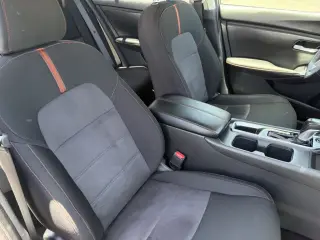 Nissan Sentra 2025 SR 4dr Sedan