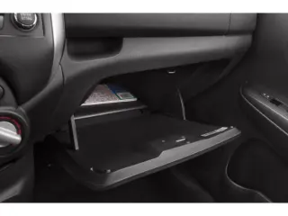 Nissan Versa Note 2015 SR 4dr Hatchback (midyear release)