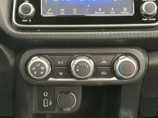 Nissan Kicks 2023 S 4dr Crossover