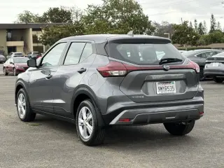 Nissan Kicks 2023 S 4dr Crossover
