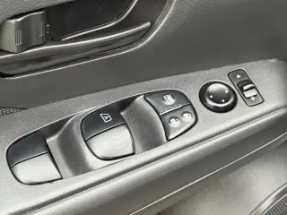 Nissan Kicks 2023 S 4dr Crossover