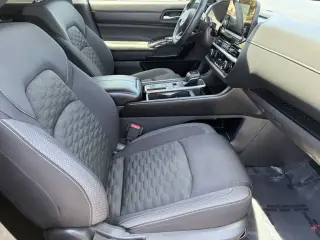 Nissan Pathfinder 2022 SV 4dr SUV