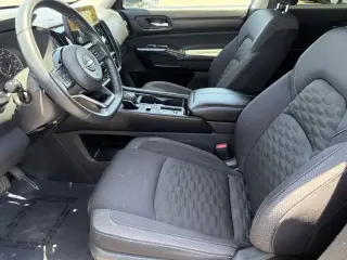 Nissan Pathfinder 2022 SV 4dr SUV