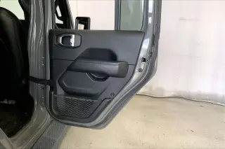 Jeep Wrangler Unlimited 2021 4x4 Sahara 4dr SUV