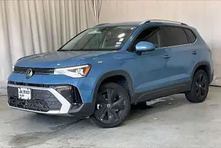 Volkswagen Taos 2025 SE 4dr SUV