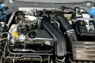 Volkswagen Taos 2025 SE 4dr SUV