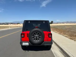 Jeep Wrangler 2025 4x4 Sport 4dr SUV