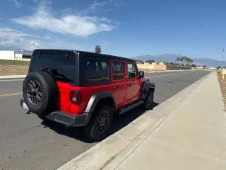 Jeep Wrangler 2025 4x4 Sport 4dr SUV