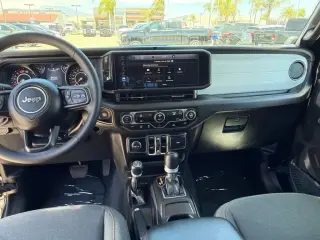 Jeep Wrangler 2025 4x4 Sport 4dr SUV