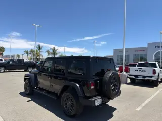 Jeep Wrangler 2025 4x4 Sport 4dr SUV