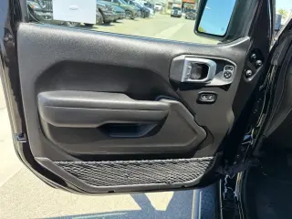 Jeep Wrangler 2025 4x4 Sport 4dr SUV