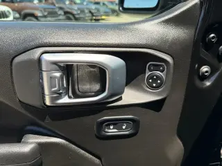 Jeep Wrangler 2025 4x4 Sport 4dr SUV