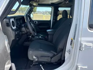 Jeep Wrangler 2025 4x4 Sport 4dr SUV
