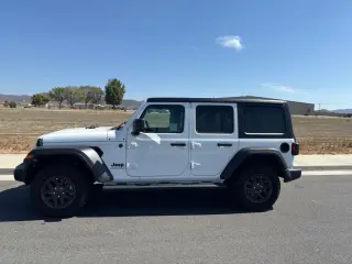 Jeep Wrangler 2025 4x4 Sport 4dr SUV