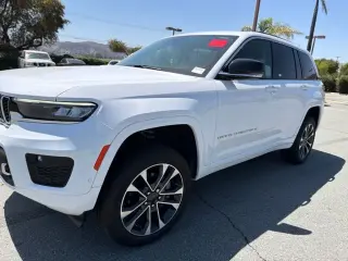 Jeep Grand Cherokee 2023 4x4 Overland 4dr SUV