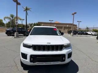 Jeep Grand Cherokee 2023 4x4 Overland 4dr SUV
