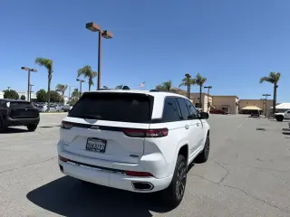 Jeep Grand Cherokee 2023 4x4 Overland 4dr SUV