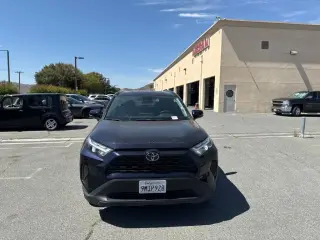 Toyota RAV4 2024 AWD XLE 4dr SUV