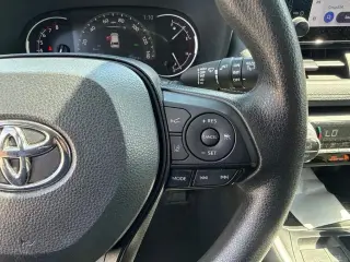 Toyota RAV4 2024 AWD XLE 4dr SUV