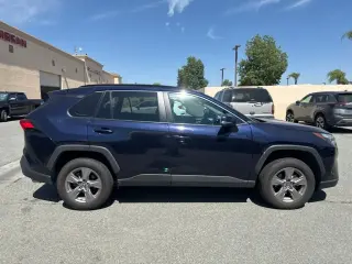Toyota RAV4 2024 AWD XLE 4dr SUV