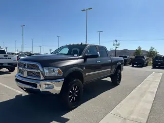Ram 2500 2015 4x4 Laramie 4dr Crew Cab 6.3 ft. SB Pickup