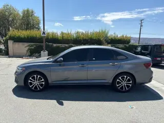 Volkswagen Jetta 2023 Sport 4dr Sedan 8A
