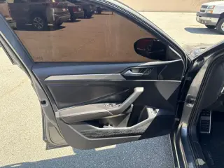Volkswagen Jetta 2023 Sport 4dr Sedan 8A