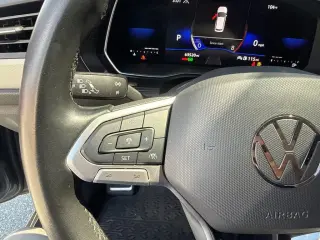 Volkswagen Jetta 2023 Sport 4dr Sedan 8A