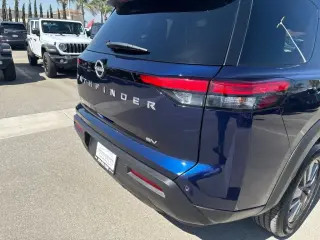 Nissan Pathfinder 2024 SV 4dr SUV