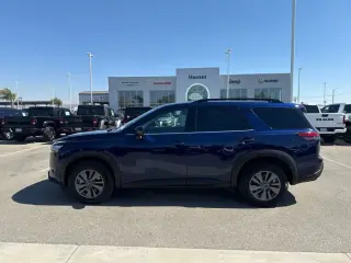 Nissan Pathfinder 2024 SV 4dr SUV